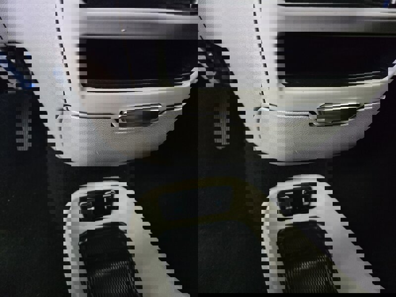 Used 2018 Chrysler Pacifica Touring Plus w/ Tire & Wheel Group image 28