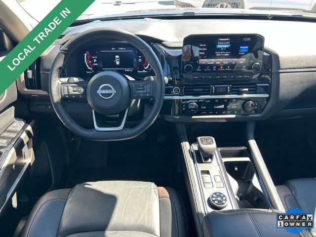 Used 2024 Nissan Pathfinder Platinum AWD/4WD image 14