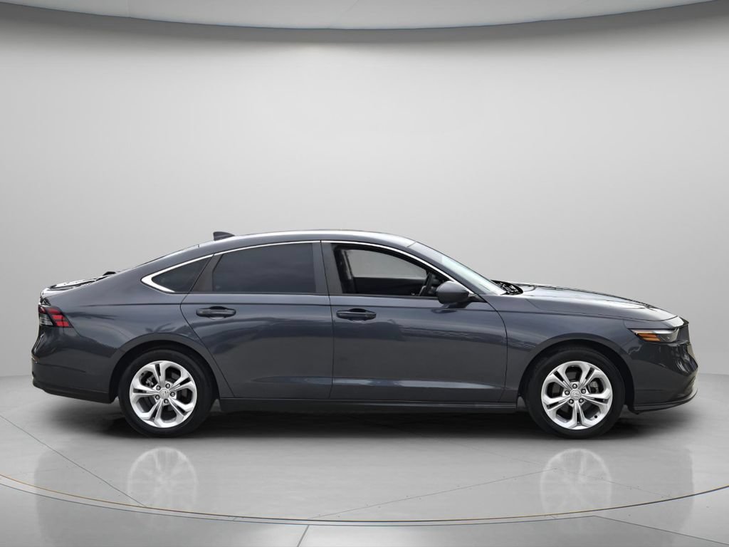Used 2023 Honda Accord LX image 8