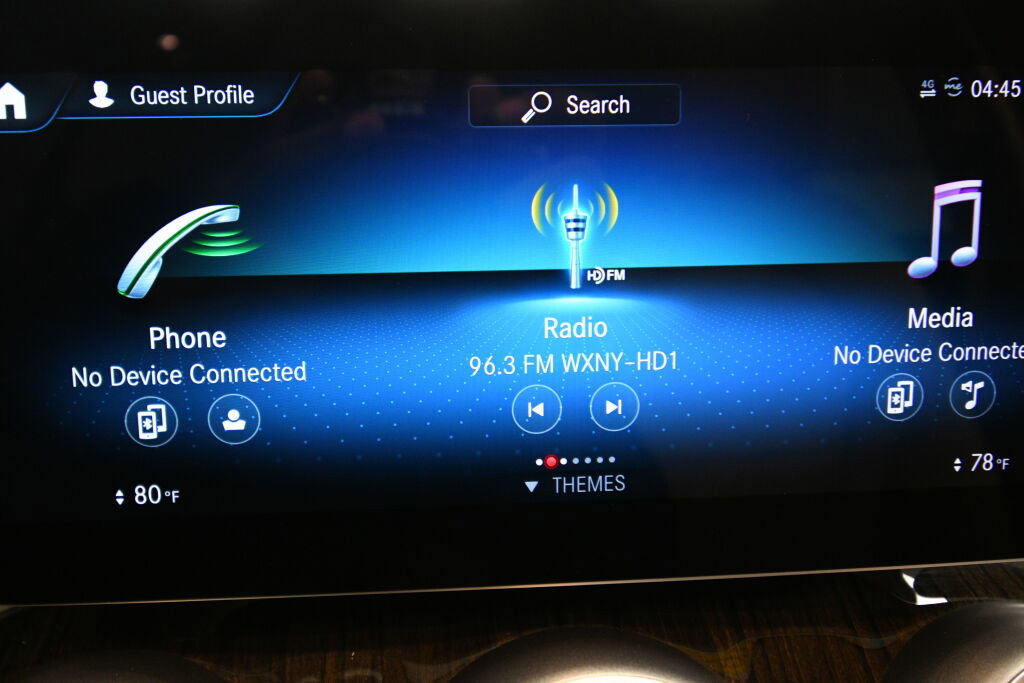 Used 2020 Mercedes-Benz GLC 300 4MATIC image 15