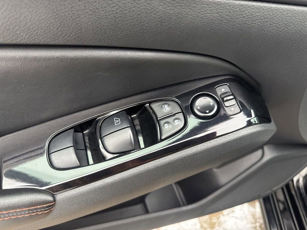 Used 2024 Nissan Altima 2.5 SR image 15