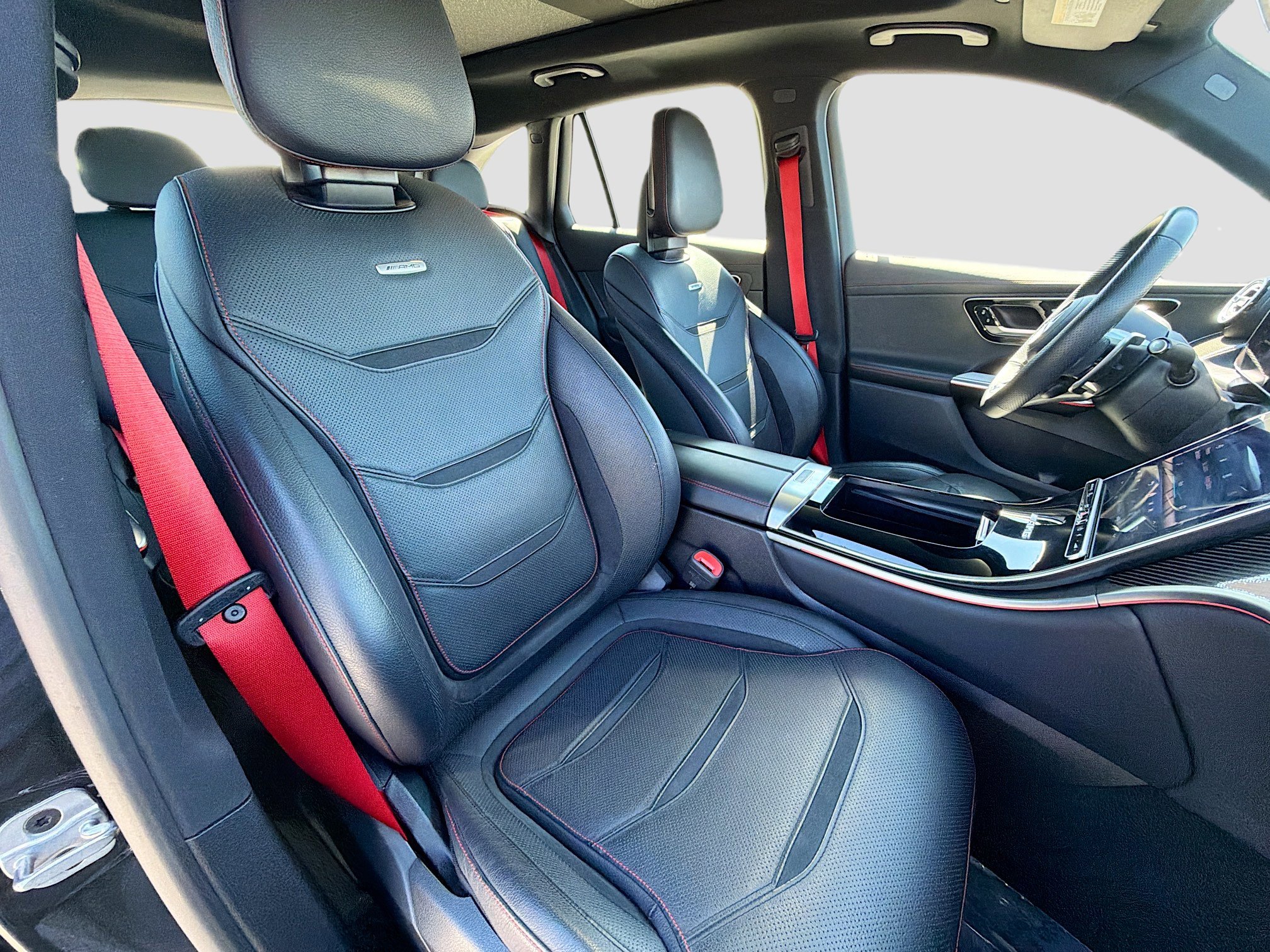 Used 2025 Mercedes-Benz GLC 43 AMG 4MATIC image 16