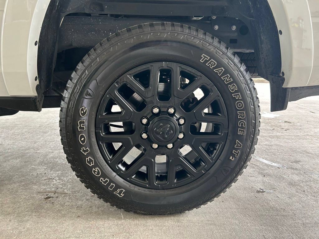 Used 2025 RAM 2500 Limited AWD/4WD image 21