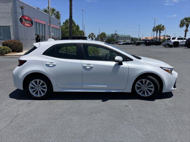 Certified 2025 Toyota Corolla SE FWD image 6