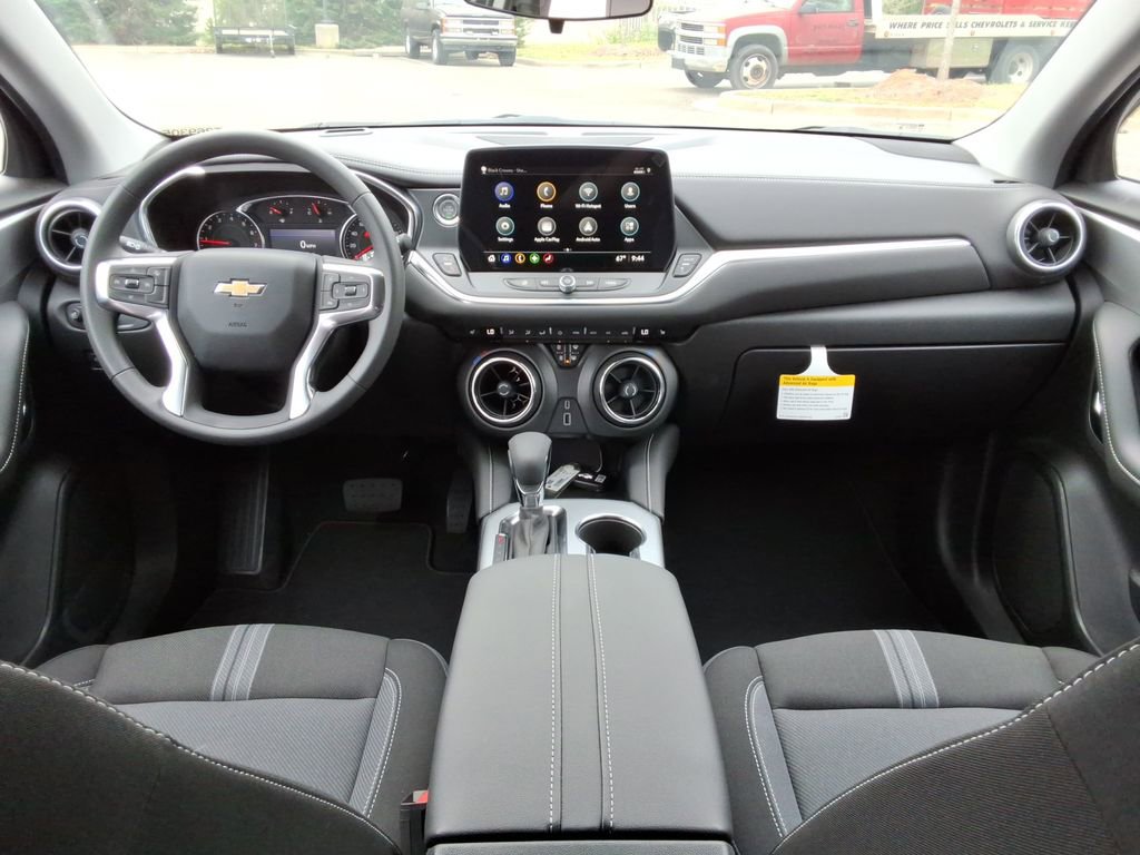New 2026 Chevrolet Blazer LT FWD image 18