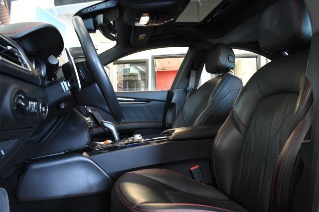 Used 2022 Maserati Ghibli Modena Q4 AWD/4WD image 28