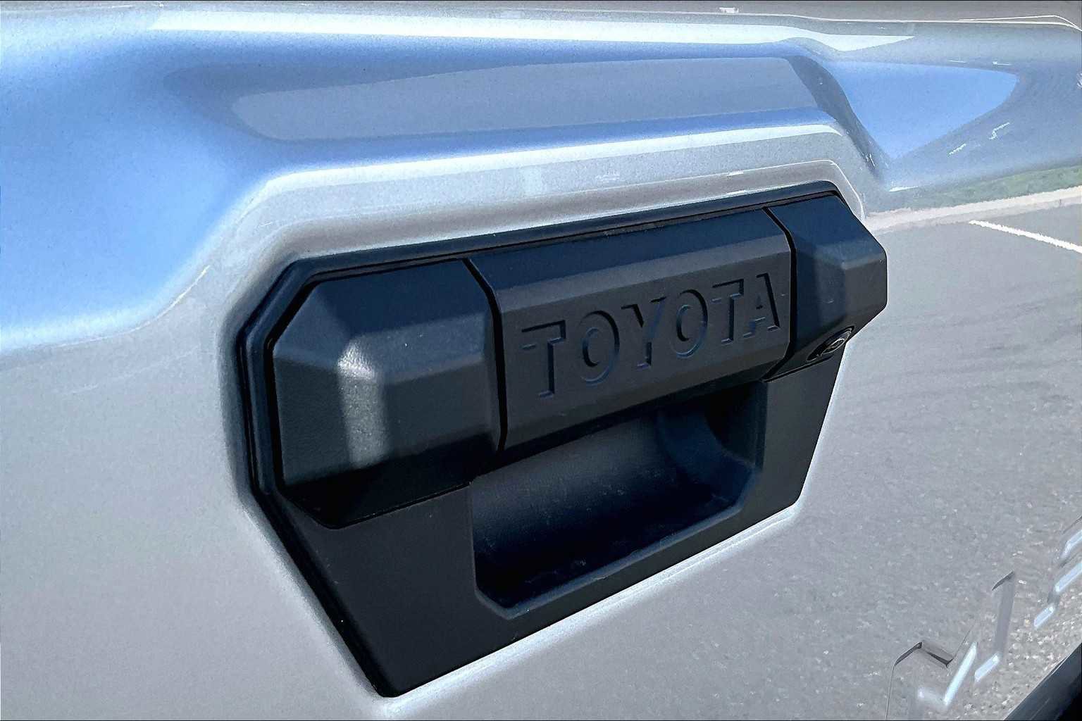 New 2025 Toyota Tacoma TRD Sport image 15