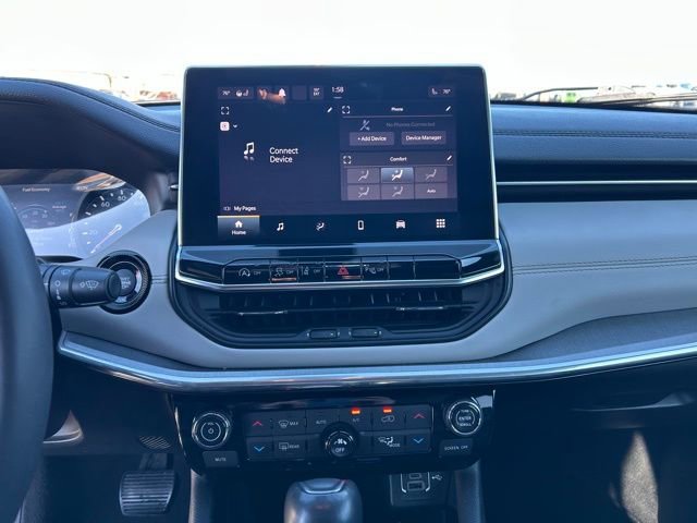 Used 2023 Jeep Compass Limited image 20