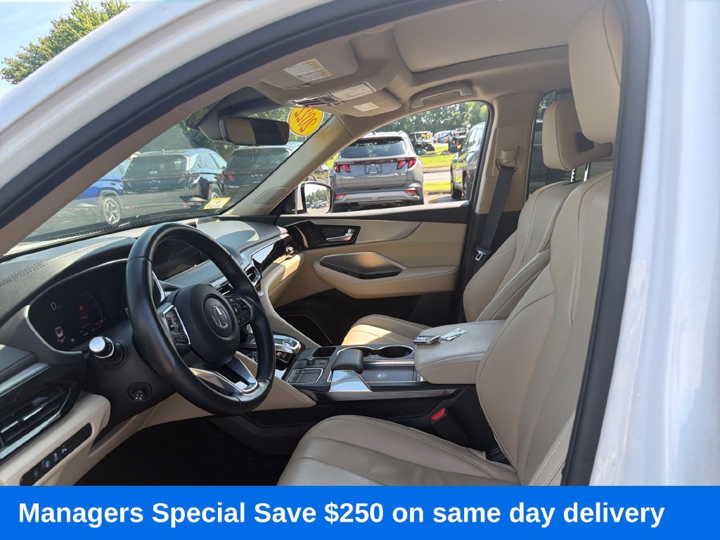 Used 2022 Acura MDX w/ Technology Package AWD/4WD image 13