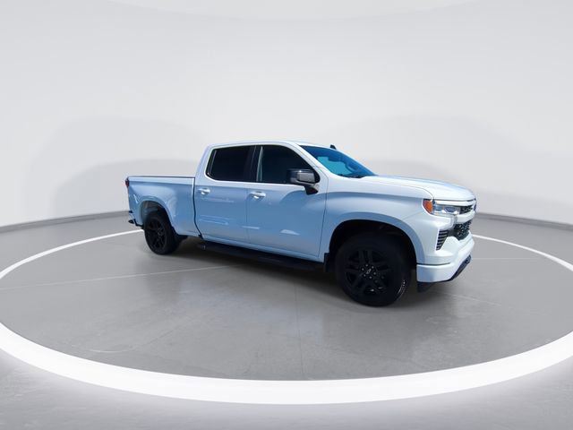 Used 2024 Chevrolet Silverado 1500 RST AWD/4WD image 2