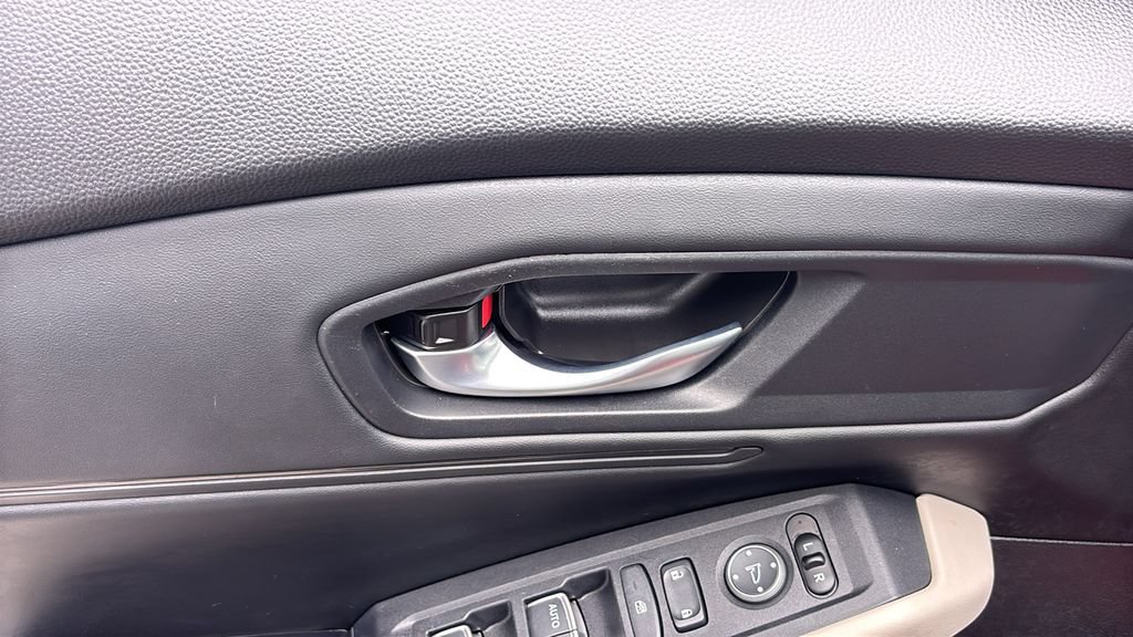 Used 2024 Honda Accord EX image 10