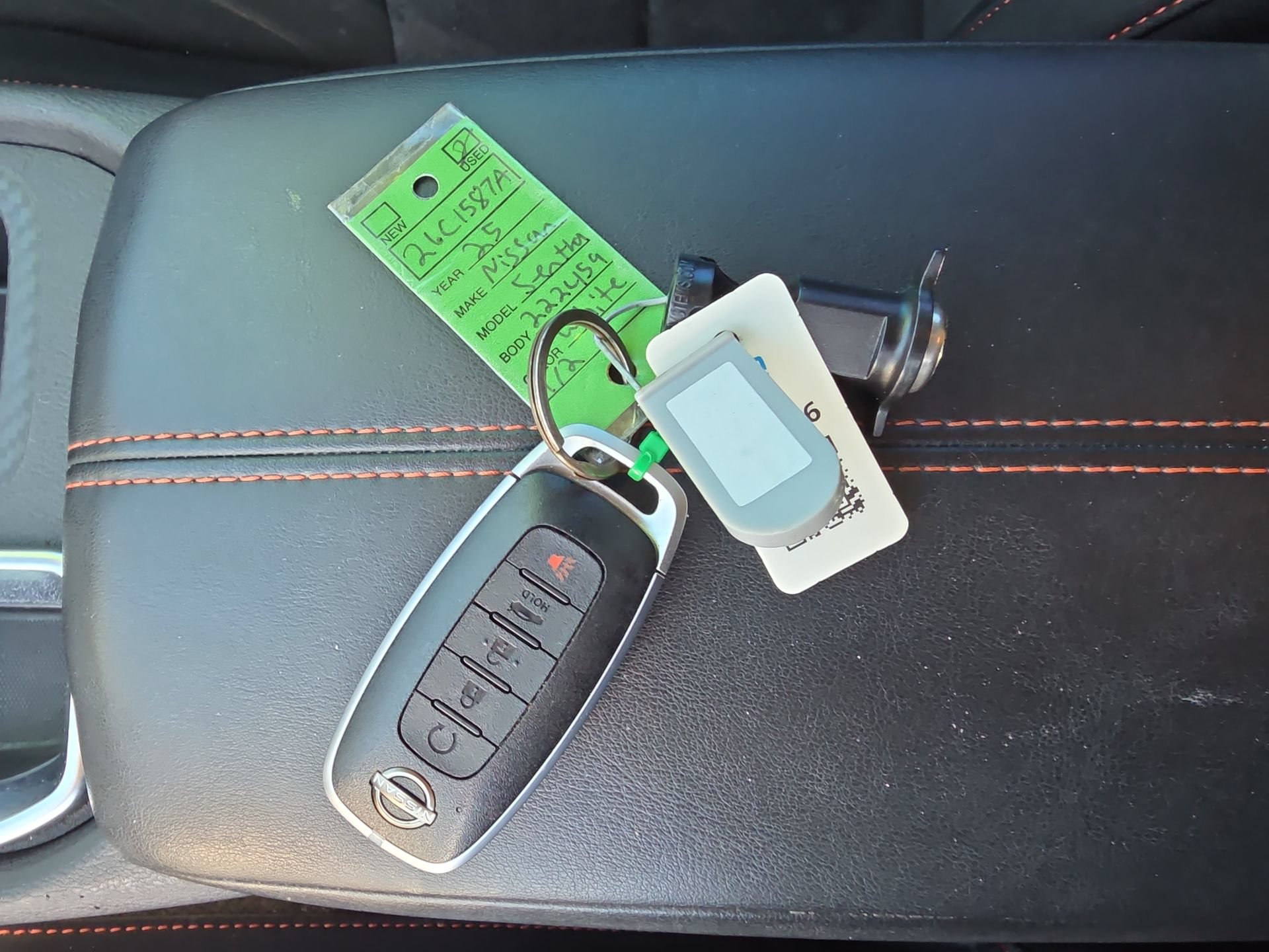 Used 2025 Nissan Sentra SR FWD image 22