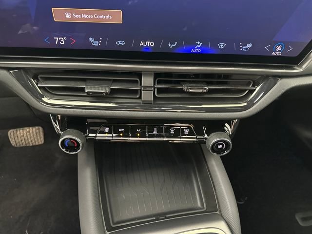 Used 2024 Chevrolet Equinox EV RS image 23