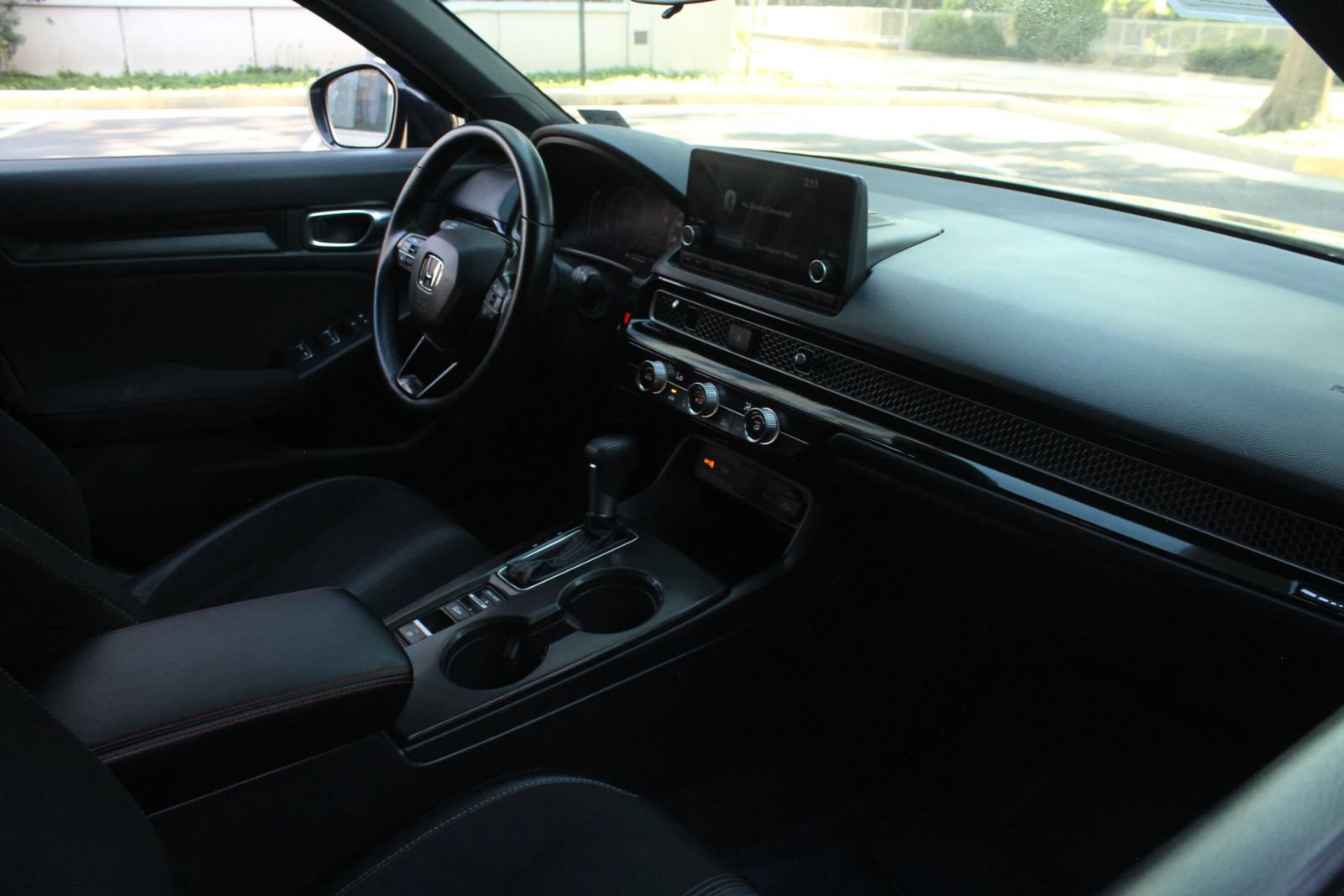 Used 2025 Honda Civic Sport image 23