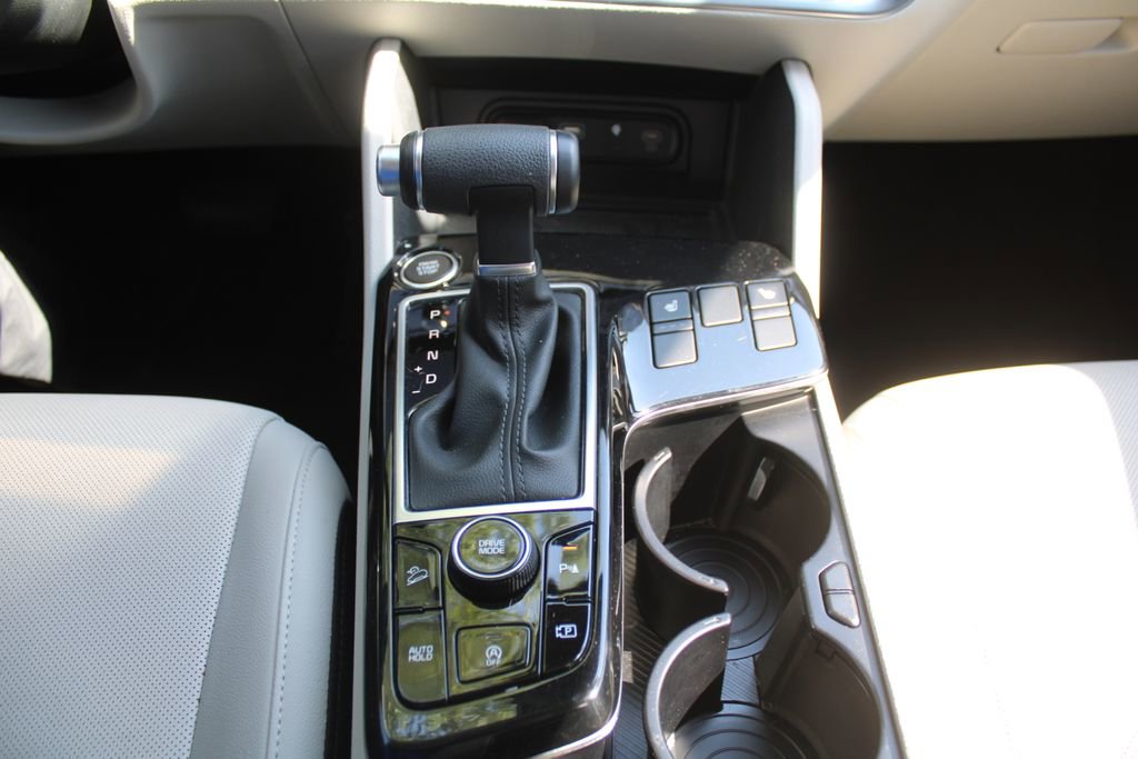 Used 2024 Kia Sportage EX image 32