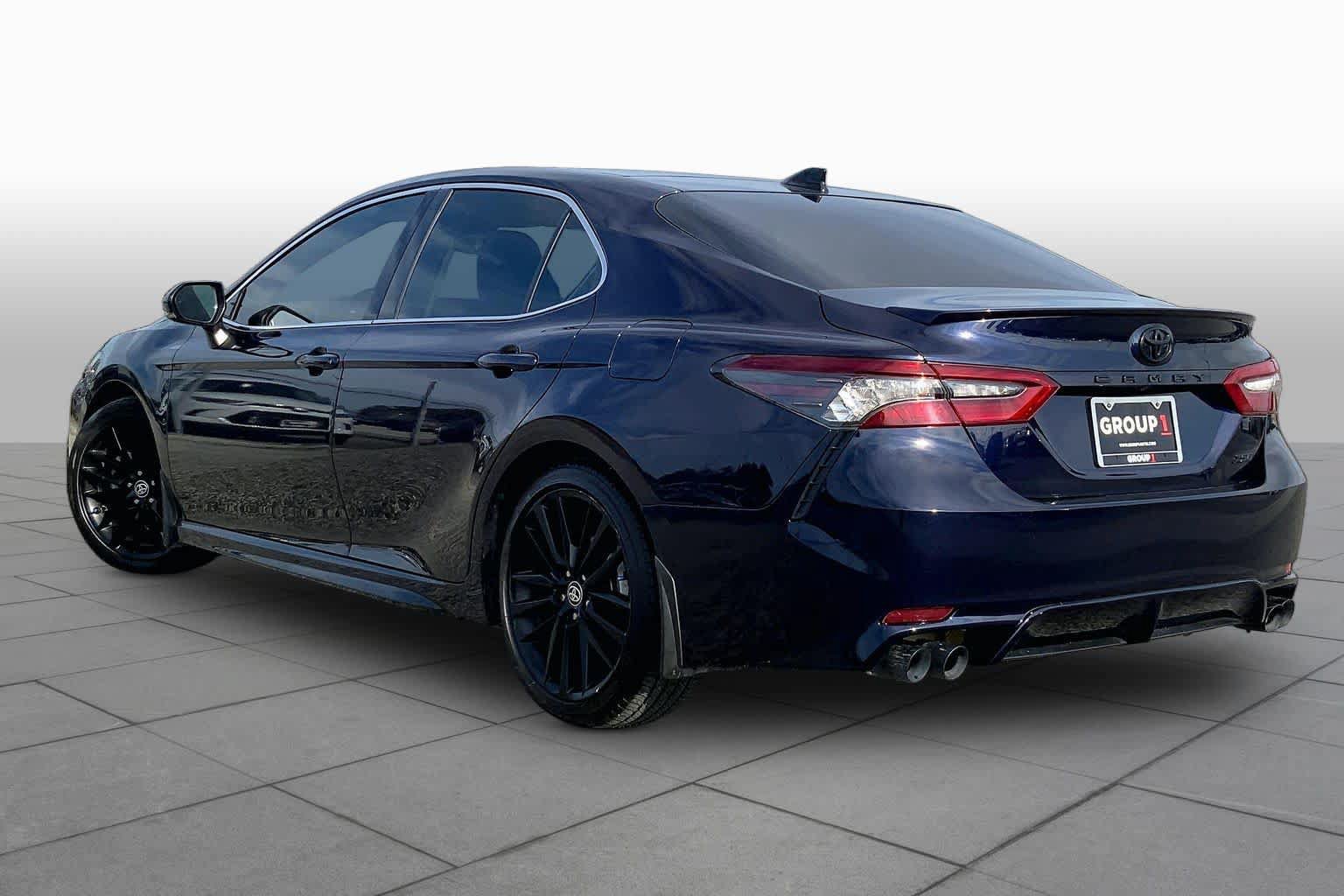 Used 2022 Toyota Camry XSE FWD image 12