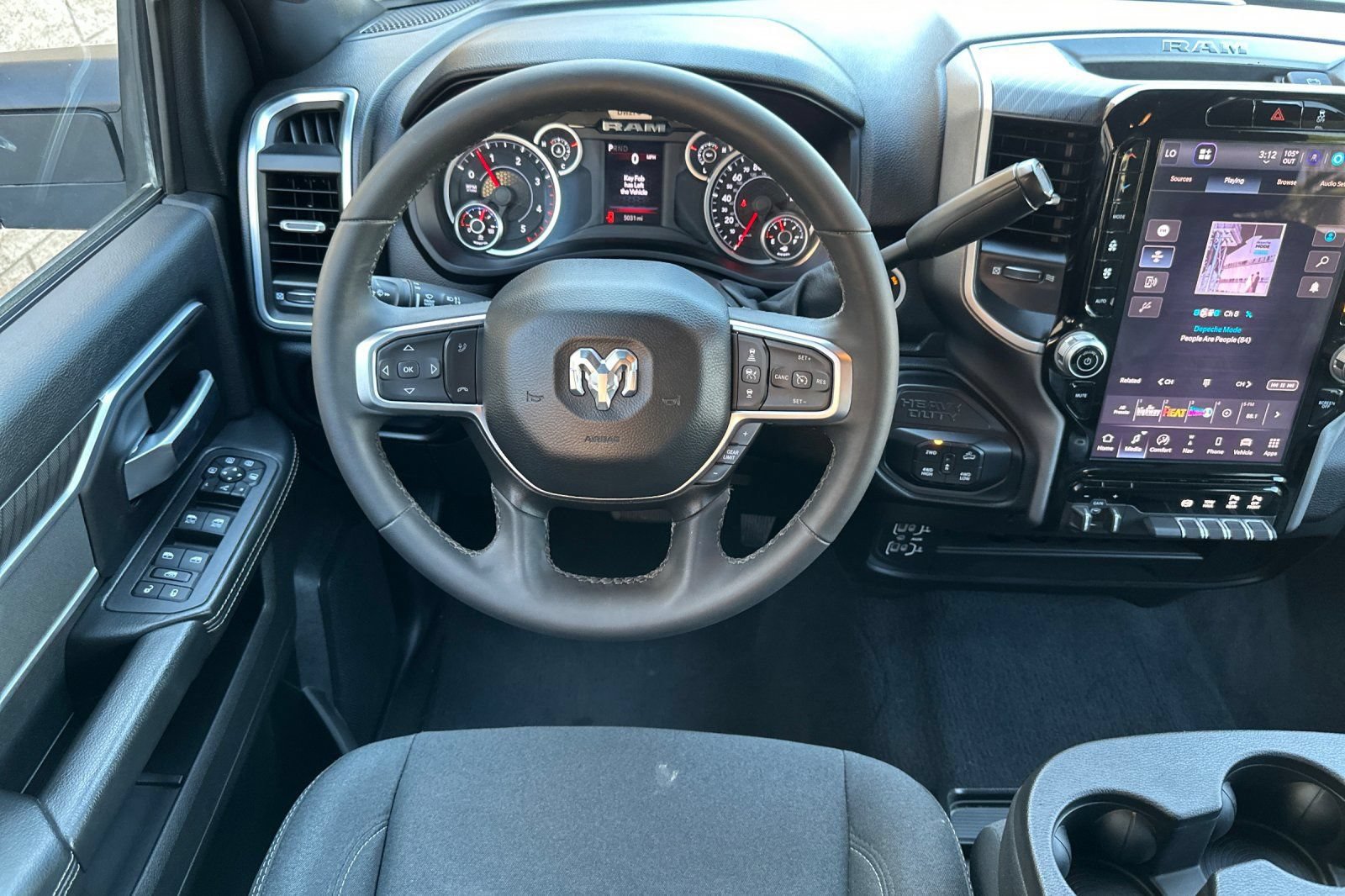 Used 2025 RAM 2500 Big Horn AWD/4WD image 14