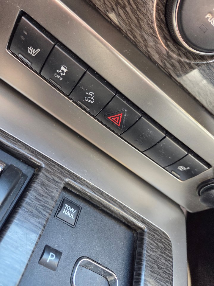 Used 2011 Jeep Liberty Limited Jet image 24