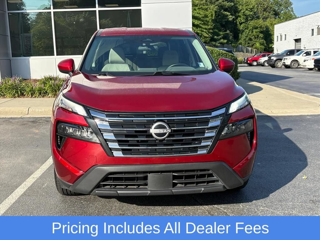 Certified 2025 Nissan Rogue SV AWD/4WD image 4