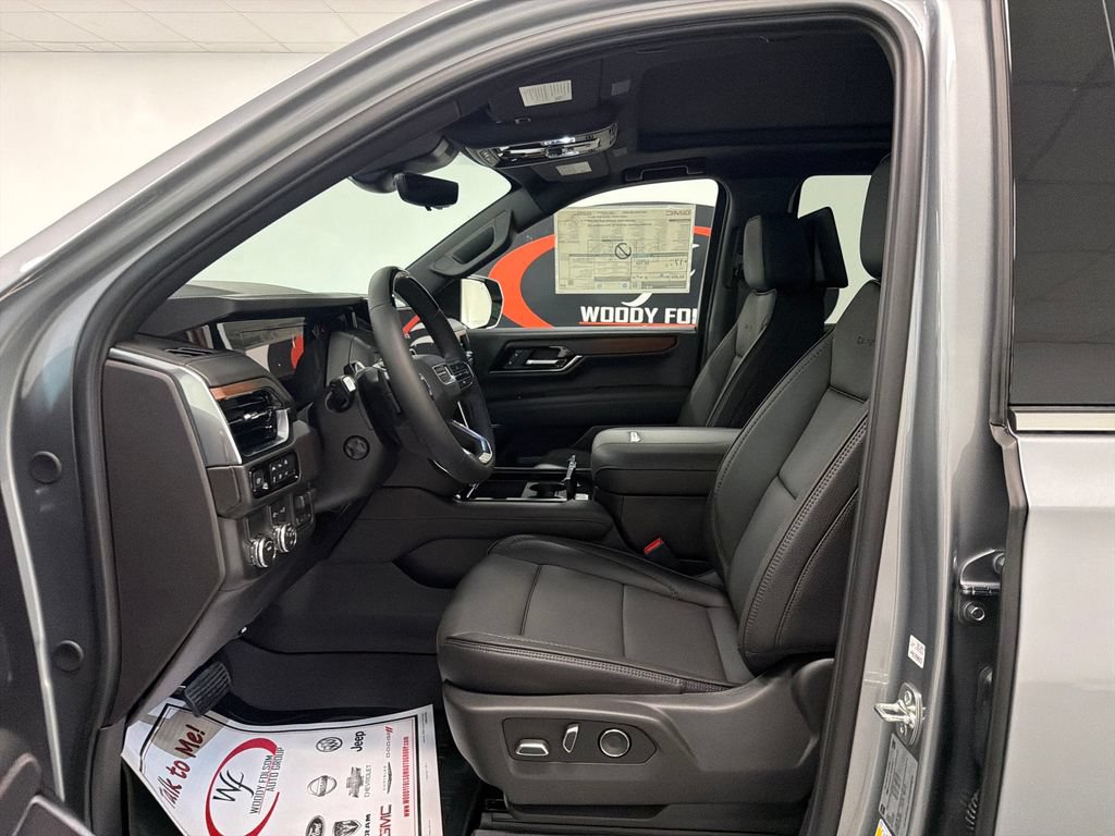 New 2026 GMC Yukon Denali w/ Denali Reserve Package RWD image 8