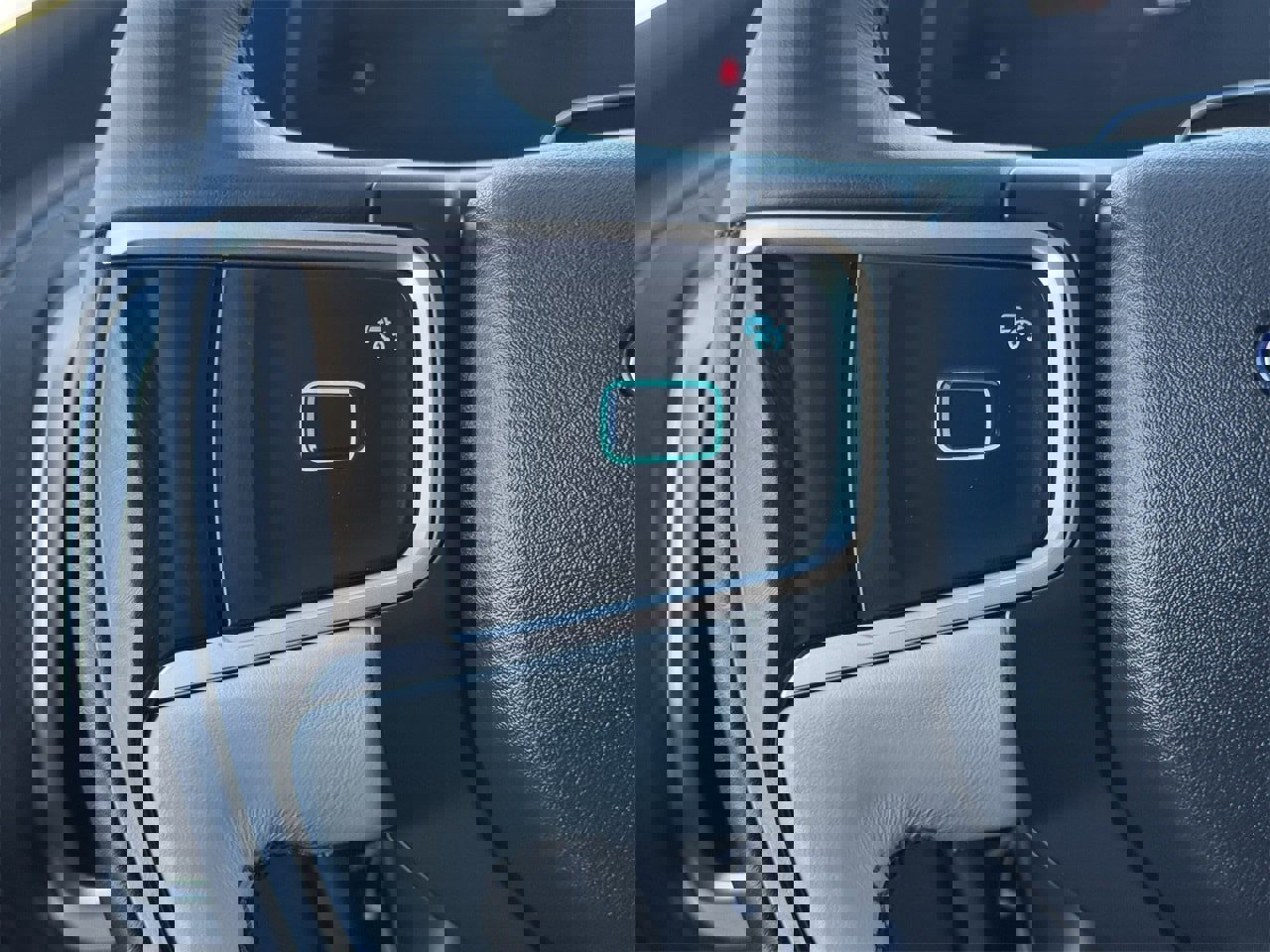 Certified 2025 Ford Expedition Platinum w/ Driver's Package image 13