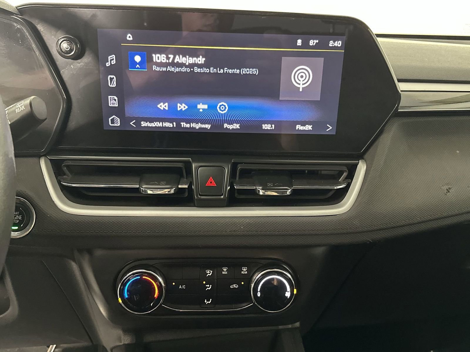 Used 2025 Chevrolet TrailBlazer LS w/ LS Convenience Package image 21