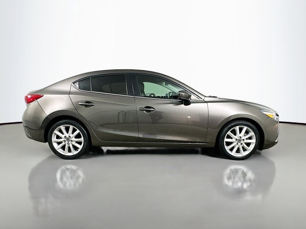 Used 2017 MAZDA MAZDA3 Touring FWD image 9