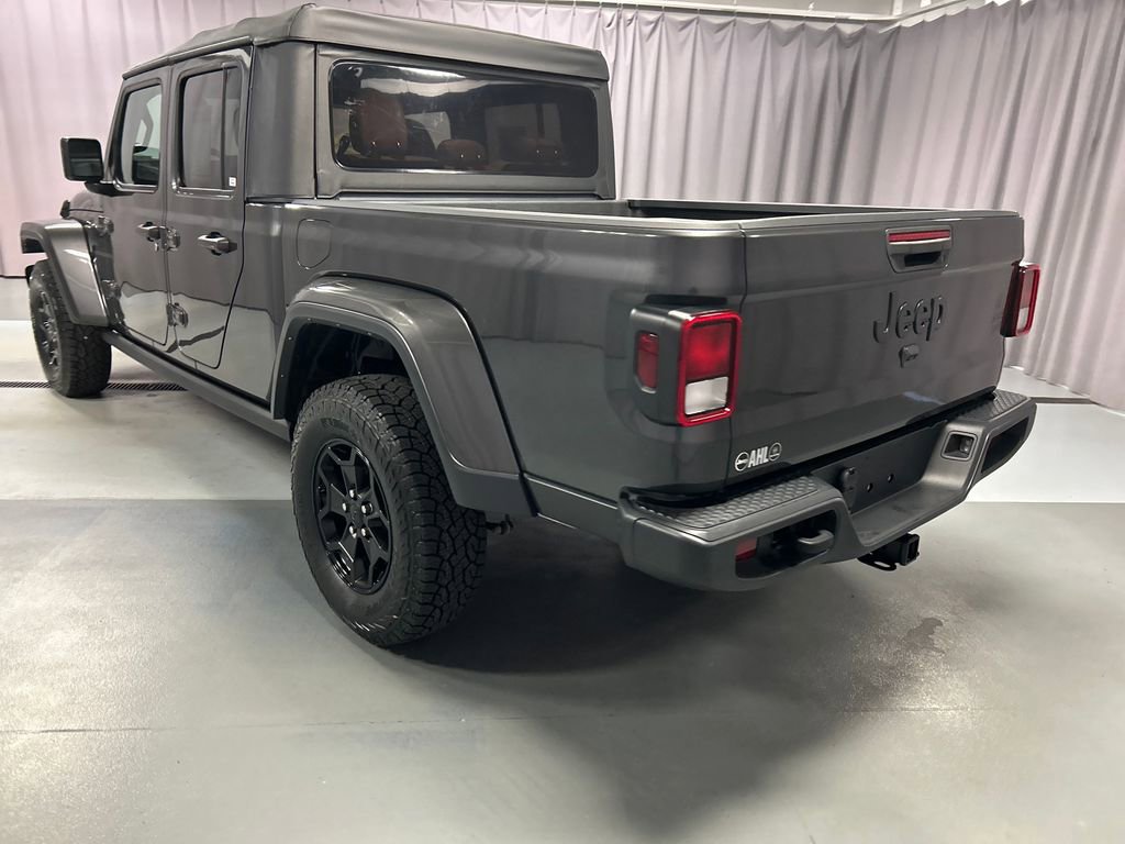 Used 2022 Jeep Gladiator Willys image 5