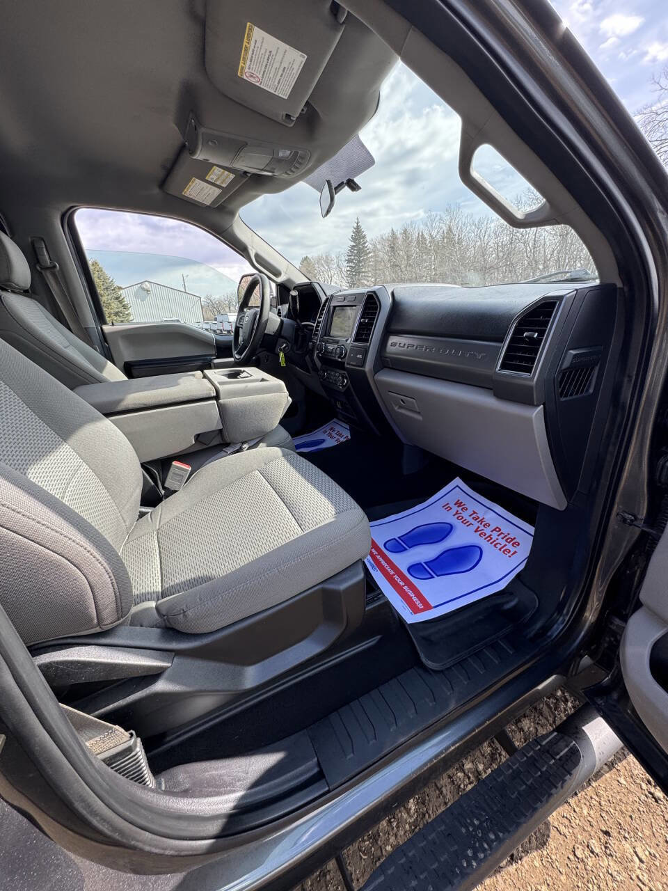 Used 2019 Ford F250 XLT w/ Camper Package image 58