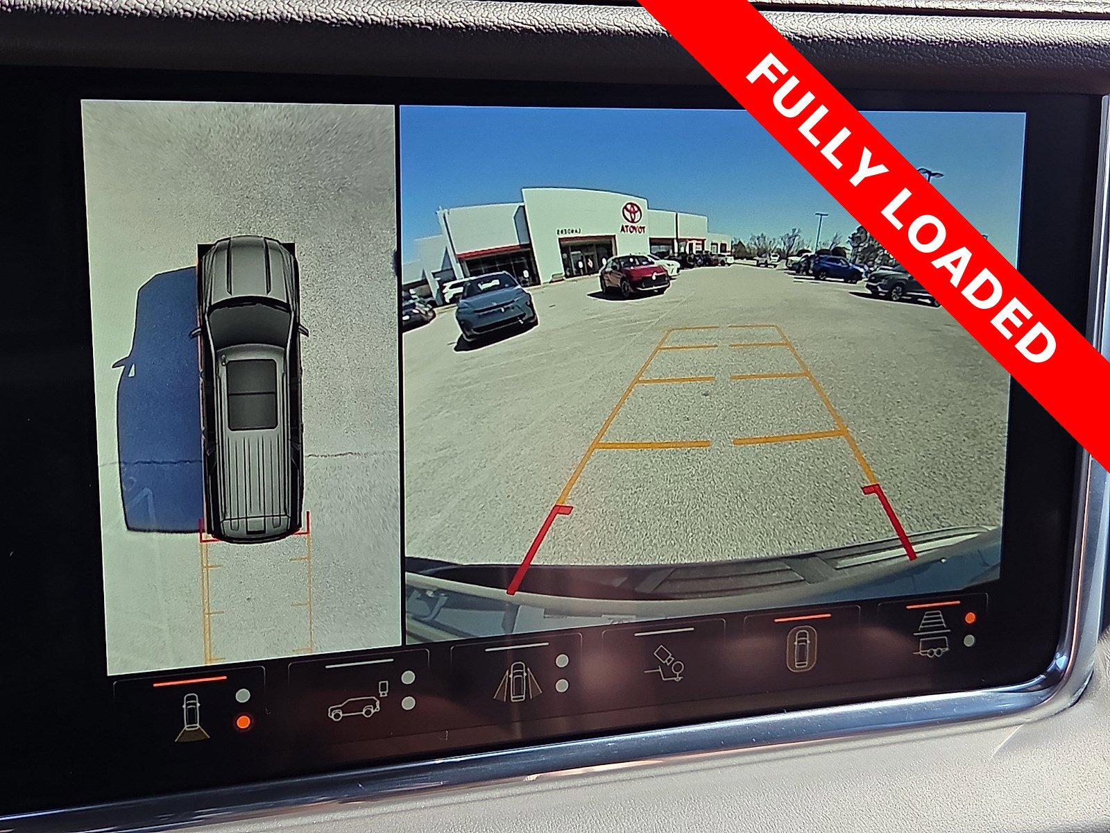 Used 2023 GMC Yukon Denali Ultimate image 20