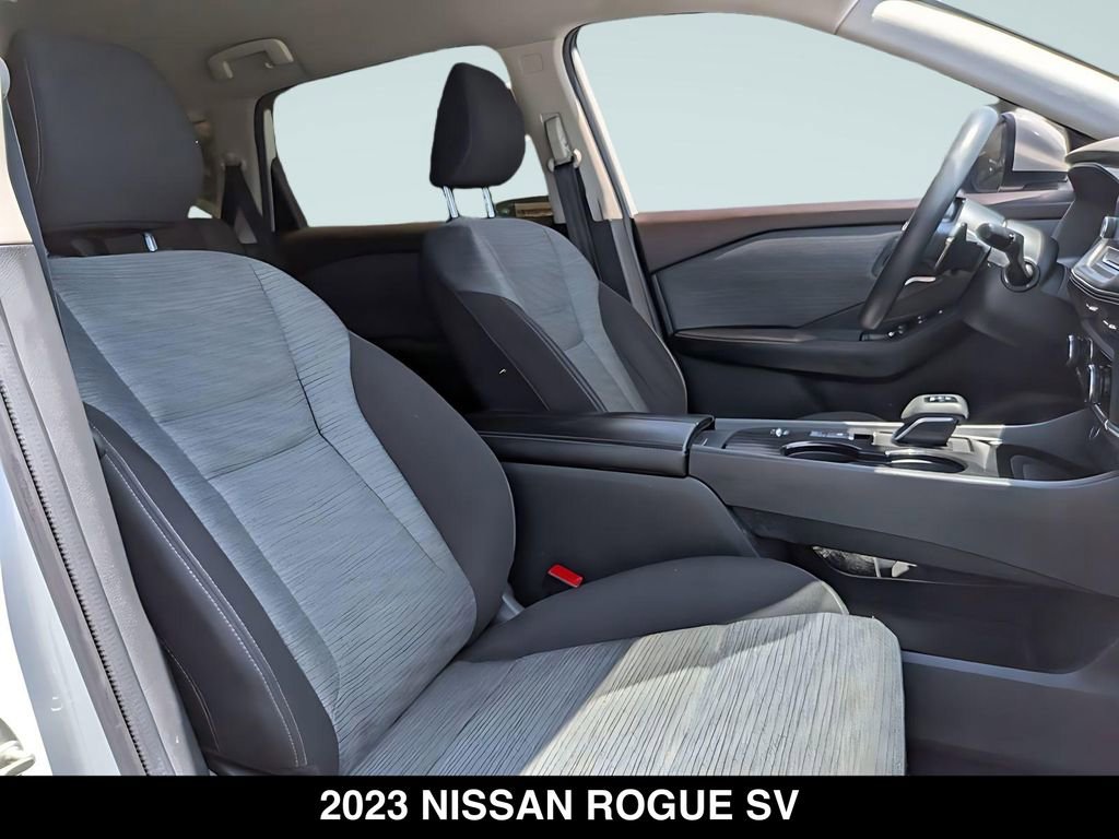 Used 2023 Nissan Rogue SV FWD image 27