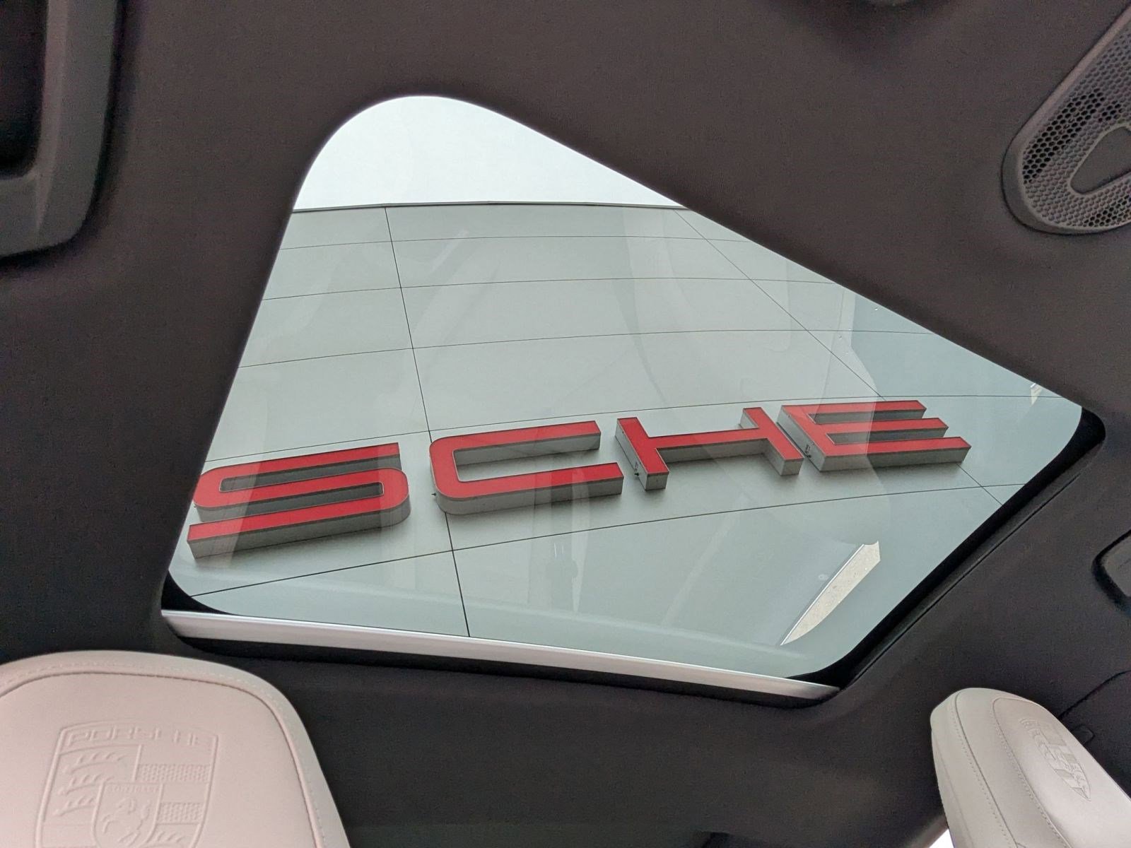 New 2026 Porsche Panamera image 26