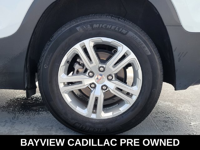 Used 2024 GMC Terrain SLE FWD image 9