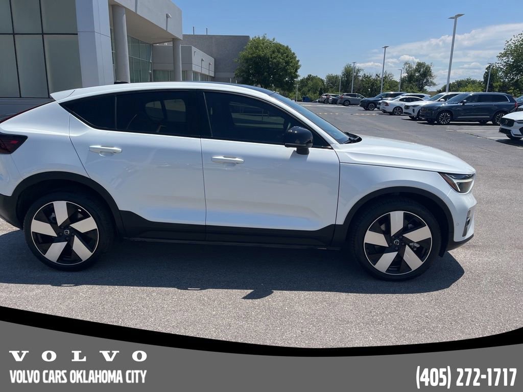 Used 2023 Volvo C40 P8 Recharge Ultimate AWD/4WD image 4