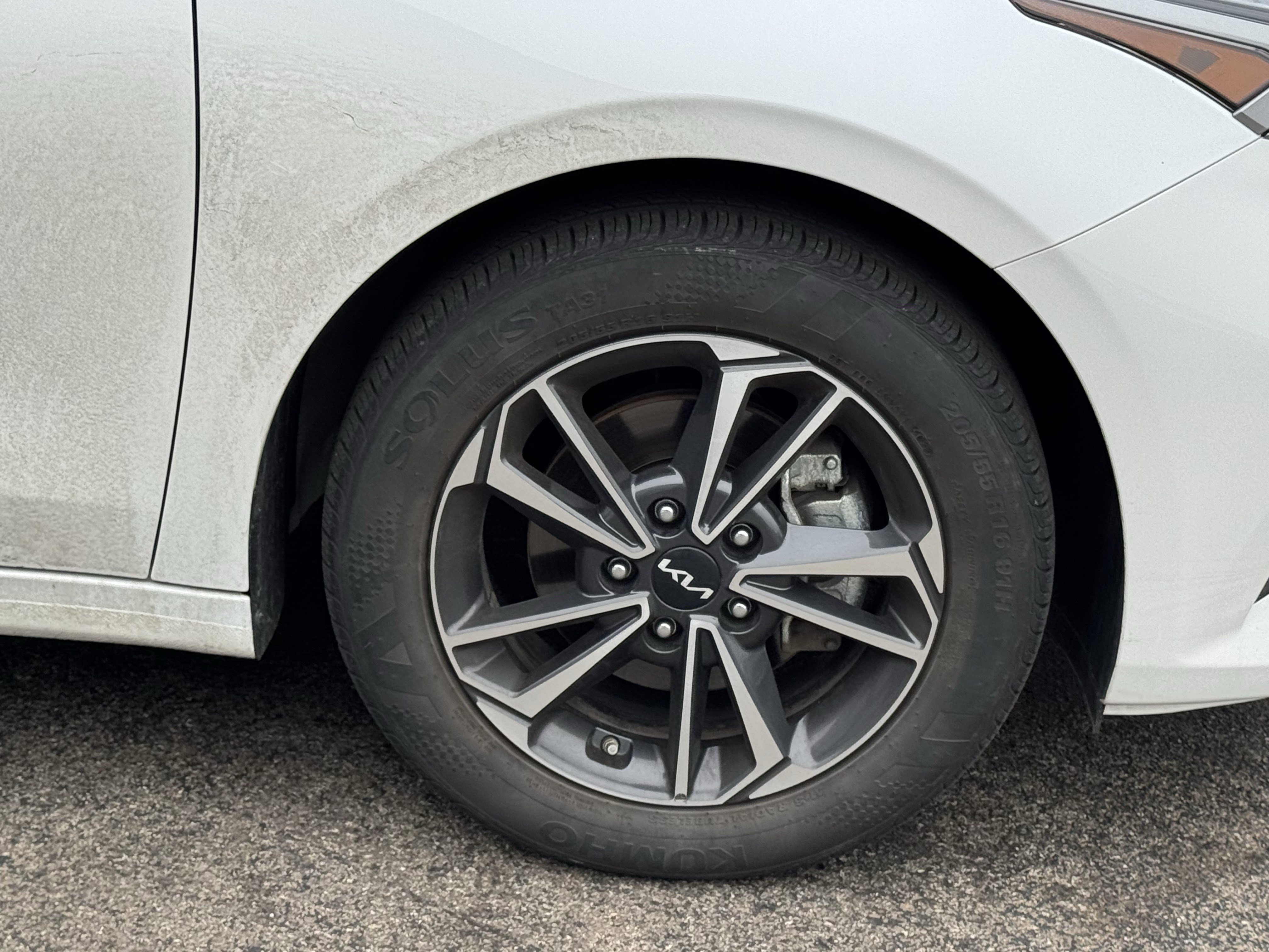 Used 2024 Kia Forte LXS image 18