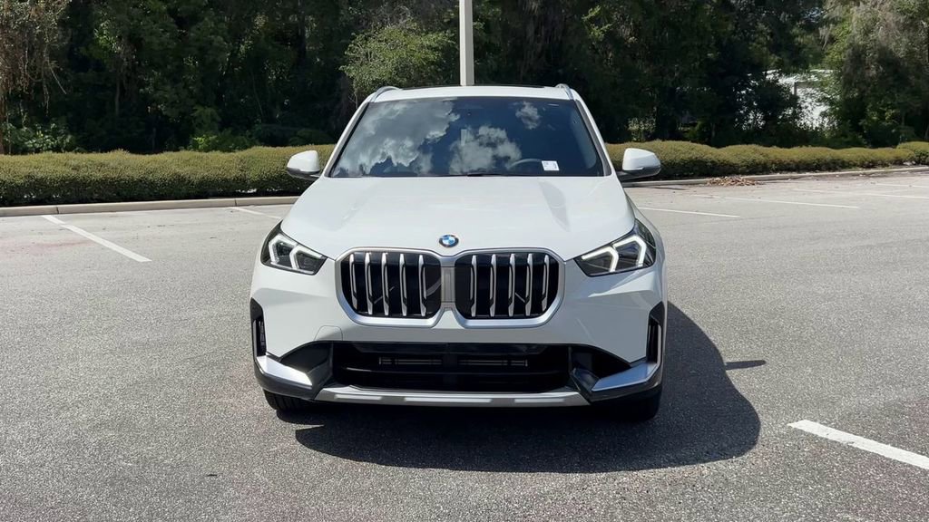 New 2026 BMW X1 xDrive28i w/ Convenience Package image 3