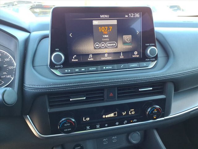 Used 2025 Nissan Rogue SV AWD/4WD image 15