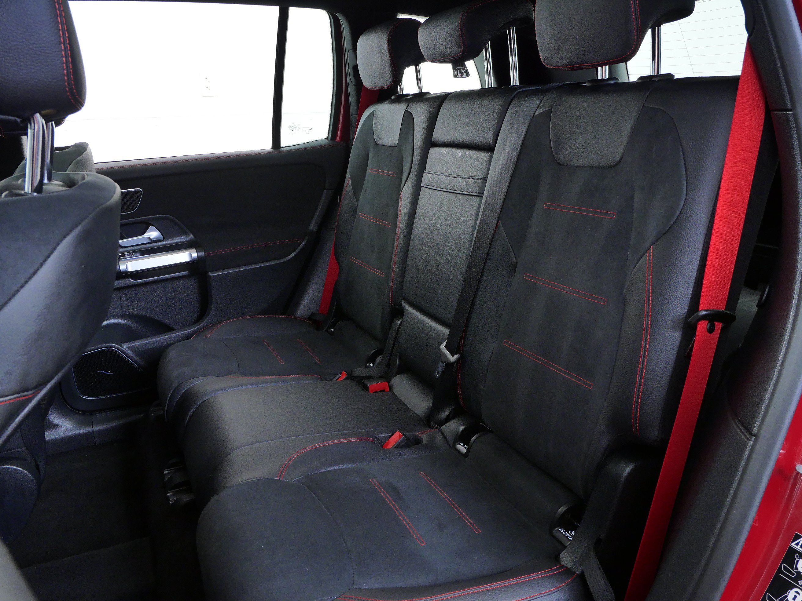 Certified 2023 Mercedes-Benz GLB 35 AMG 4MATIC image 21