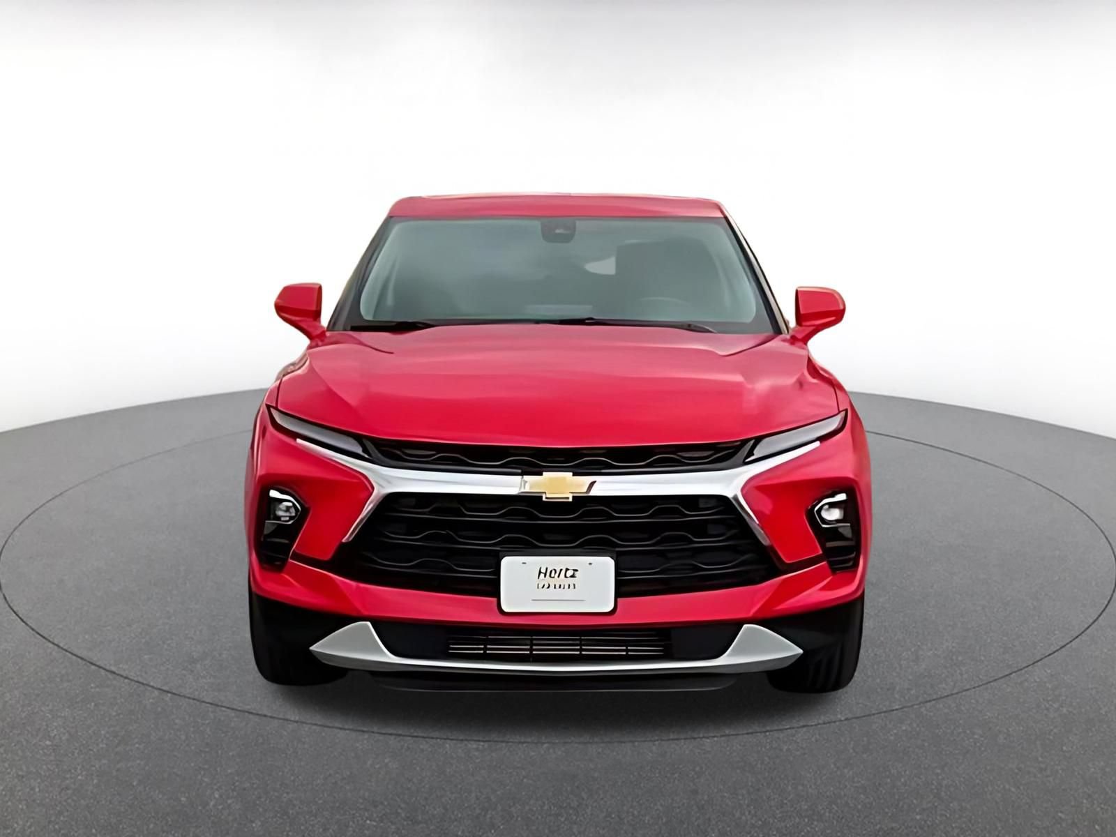 Used 2025 Chevrolet Blazer LT FWD image 4