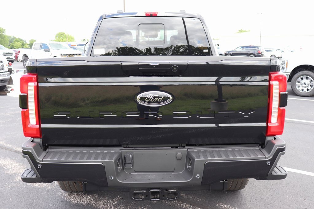 New 2025 Ford F250 Lariat w/ Lariat Ultimate Package image 15