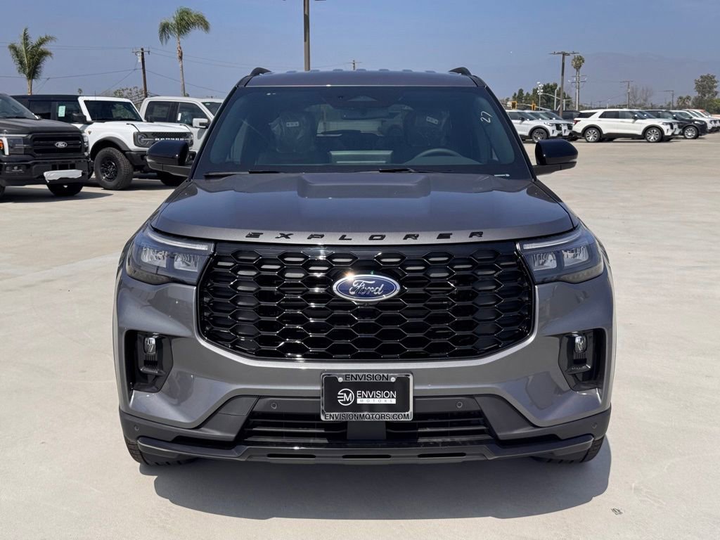 New 2026 Ford Explorer ST-Line w/ ST-Line Street Pack image 6