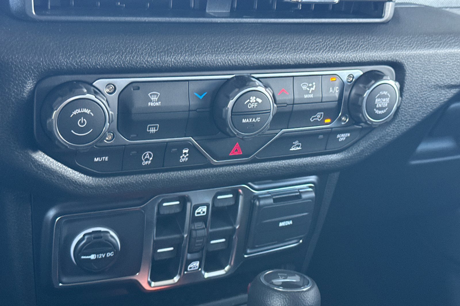 New 2026 Jeep Wrangler Unlimited Sport AWD/4WD image 18