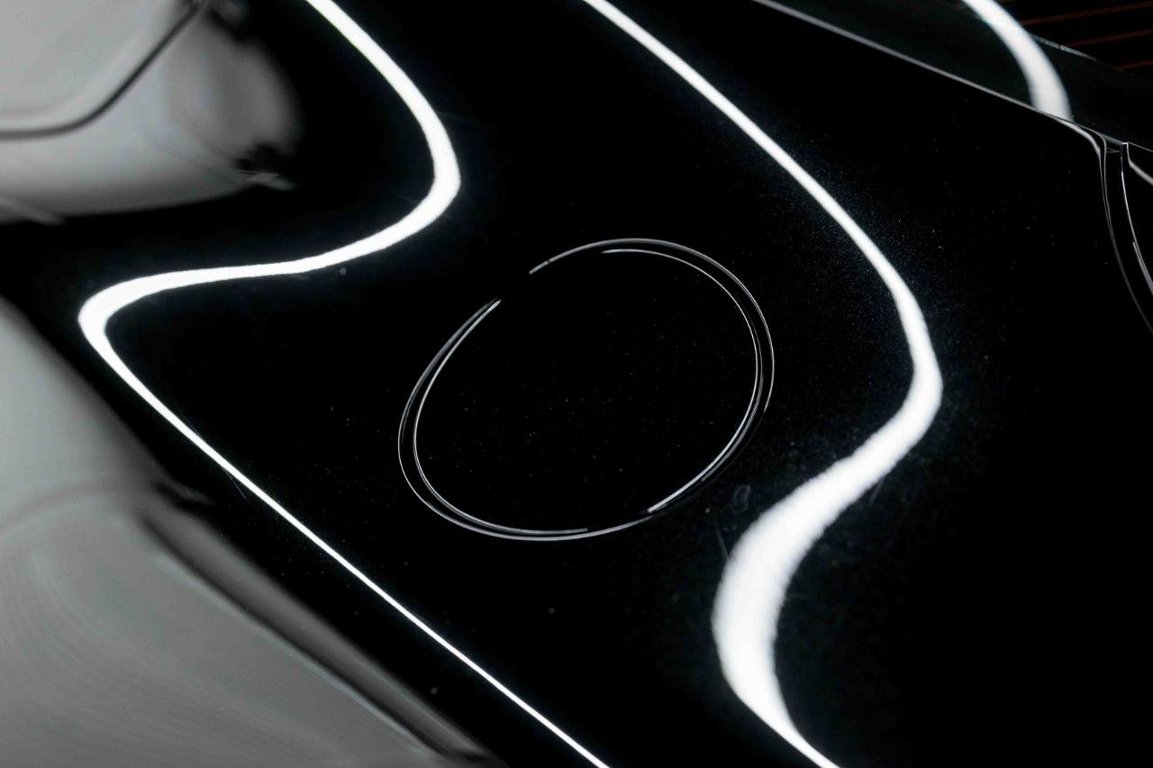 Used 2011 Aston Martin V8 Vantage N420 image 33