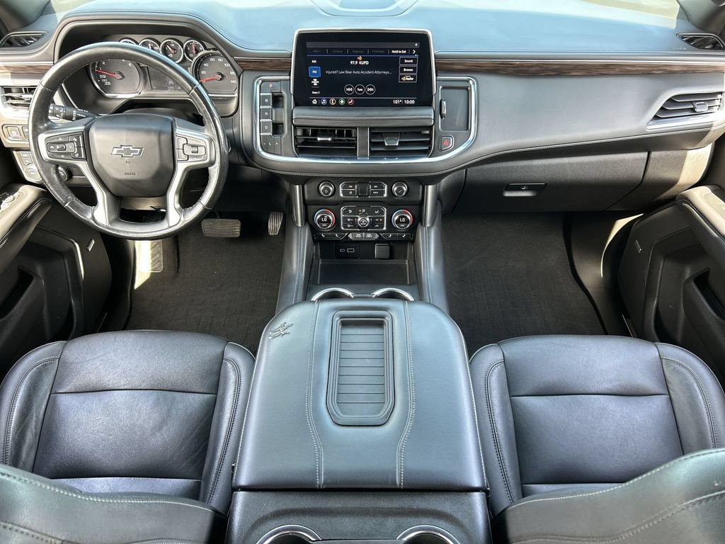 Used 2021 Chevrolet Tahoe Z71 w/ Luxury Package AWD/4WD image 20