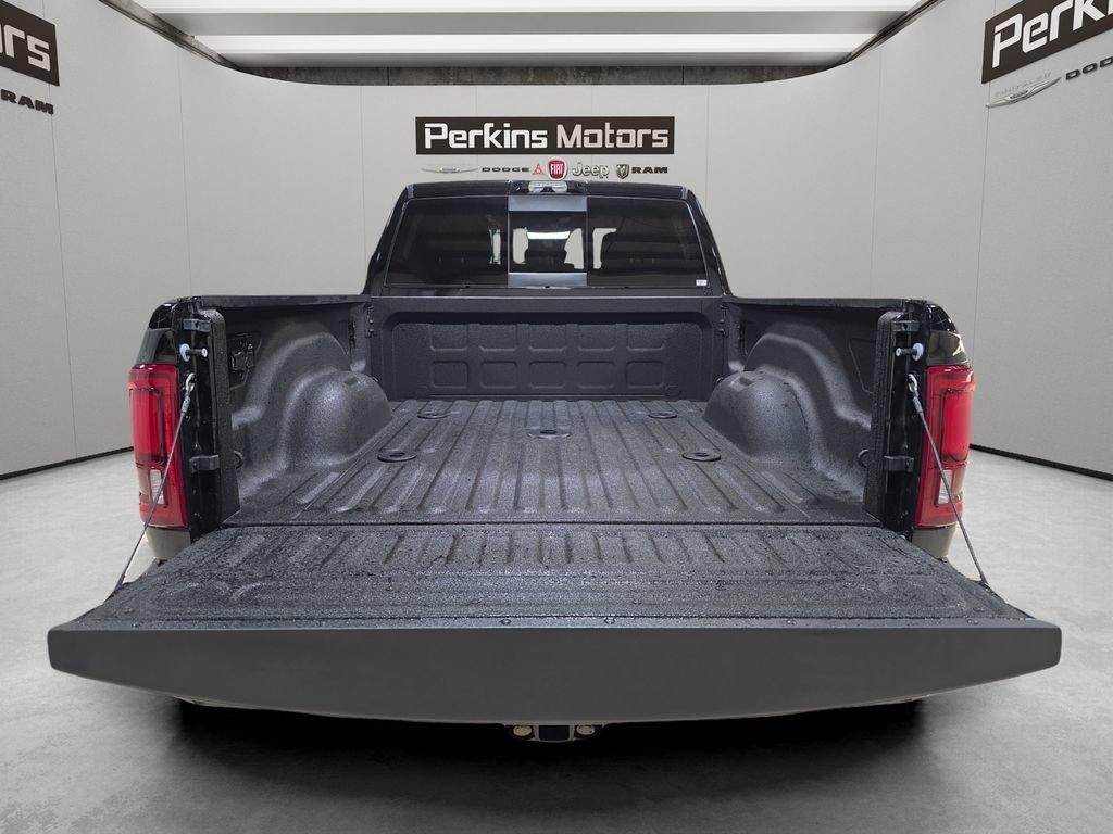 New 2026 RAM 2500 Big Horn AWD/4WD image 10