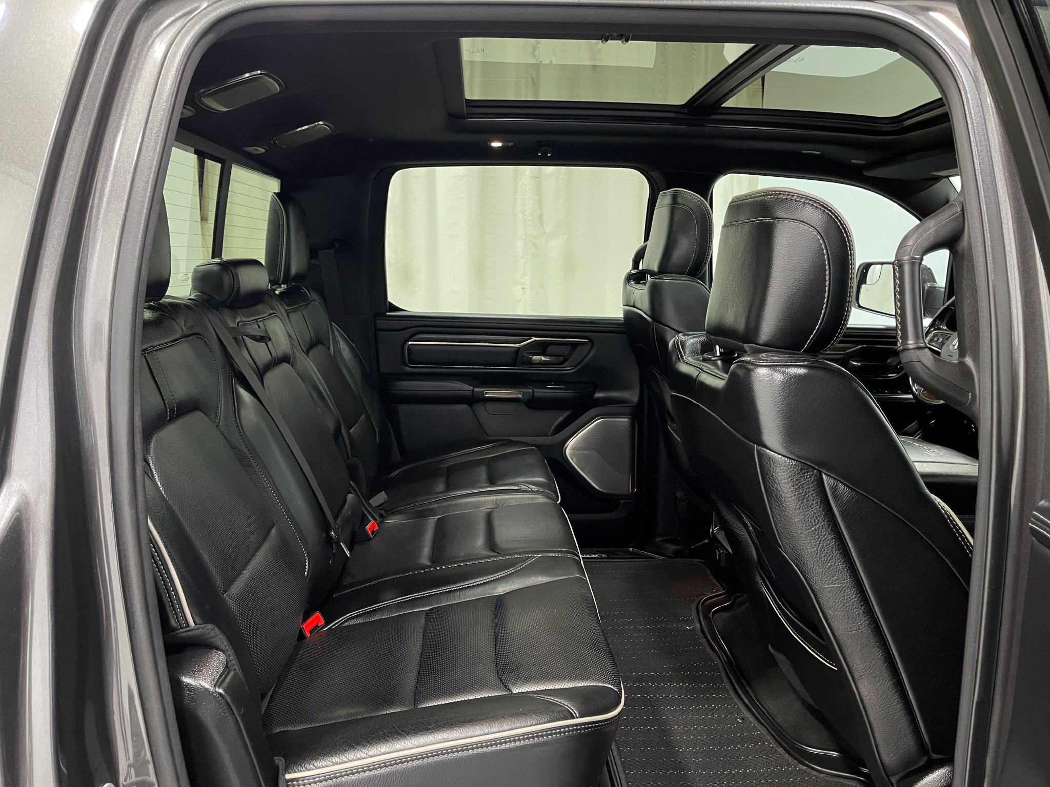 Used 2021 RAM 1500 Limited w/ Night Edition AWD/4WD image 28