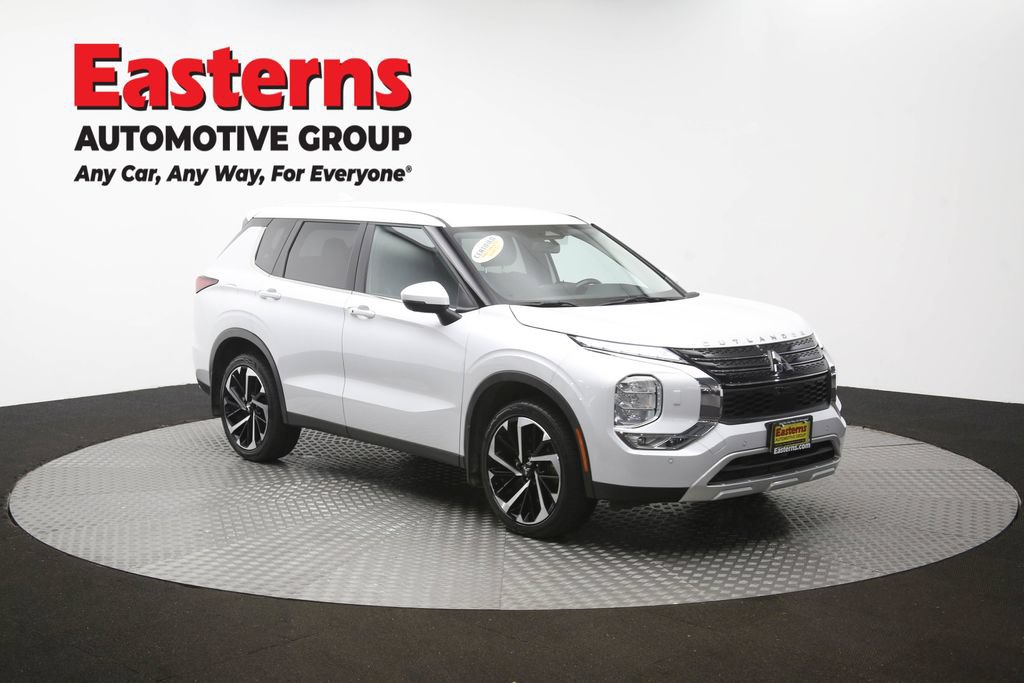 Used 2024 Mitsubishi Outlander SE AWD/4WD image 48