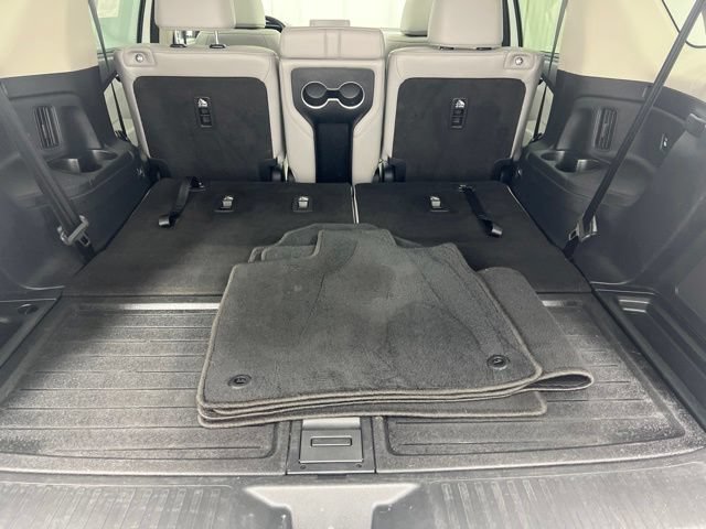 Used 2023 Honda Pilot Touring image 9