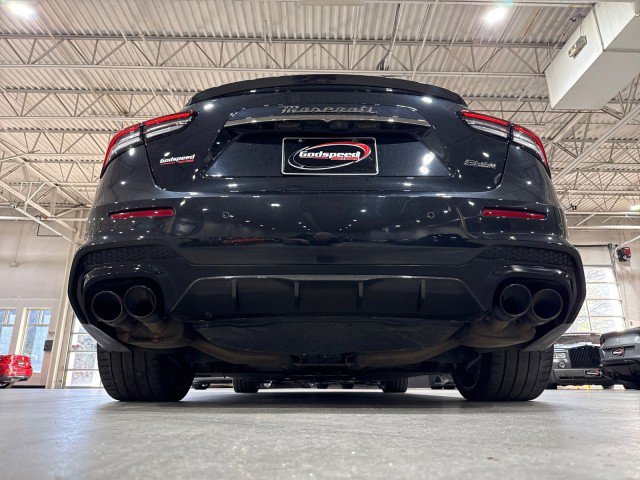 Used 2022 Maserati Ghibli Trofeo image 45