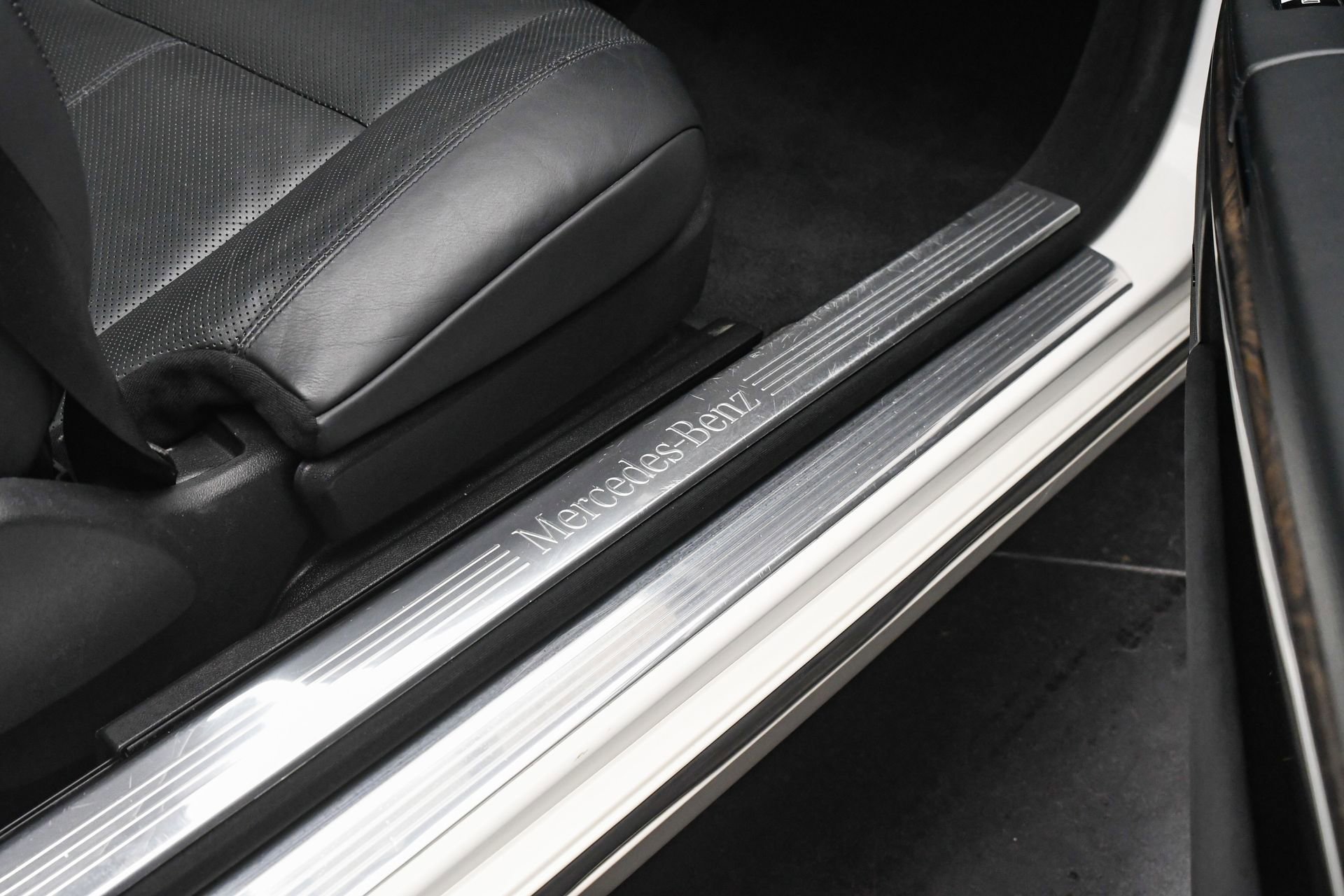 Used 2014 Mercedes-Benz CL 550 4MATIC image 49